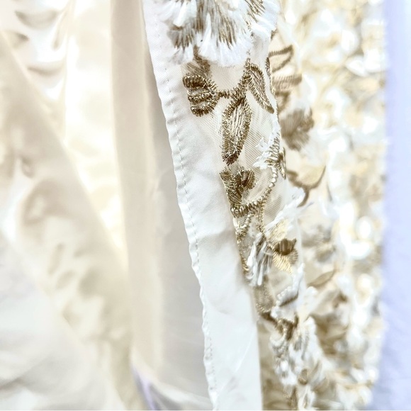 ADRIANNA PAPELL | METALLIC FLORAL EMBROIDERED FIT & FLARE GOWN IVORY GOLD DRESS - Picture 8 of 13